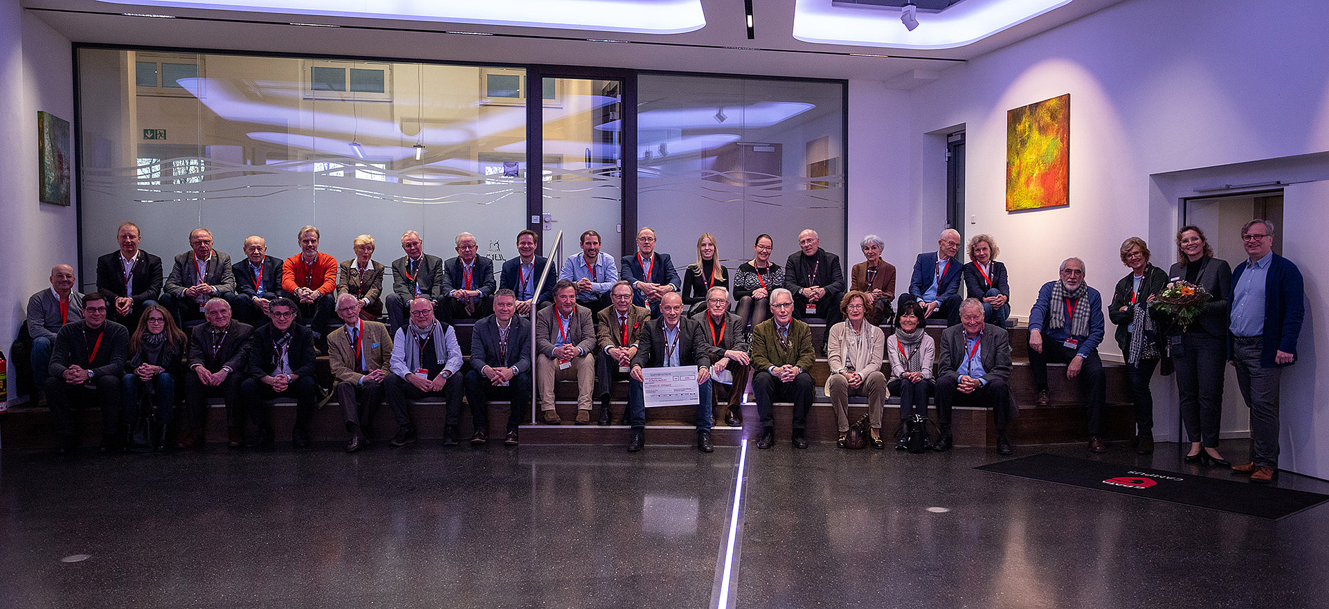 Rotary Club übergibt Scheck für Hospiz St. Hildegard an G DATA