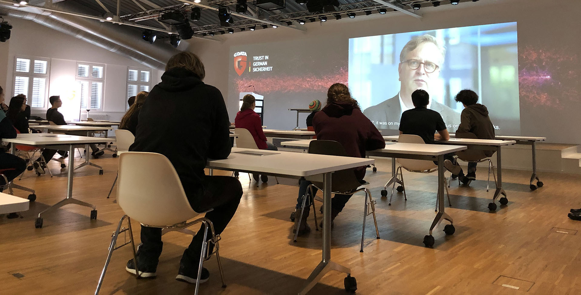 Praxiserfahrung für MINT-Schülergruppe