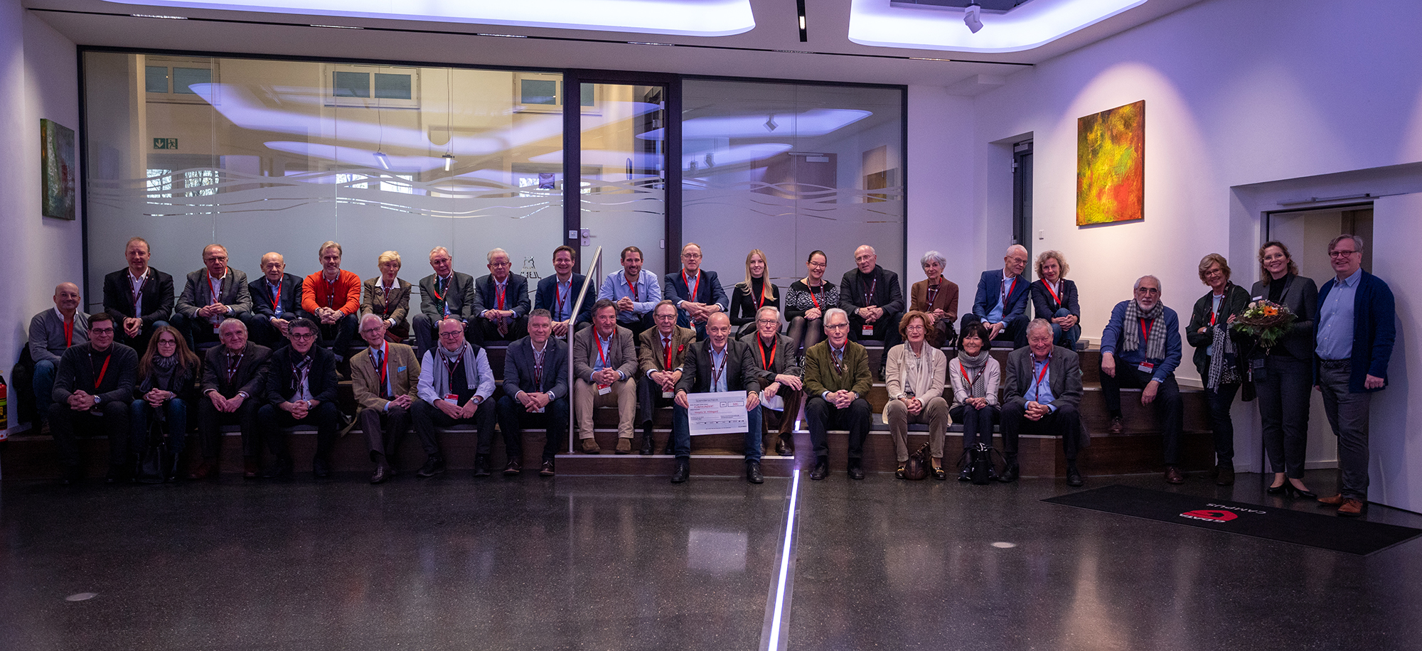 Rotary Club übergibt Scheck für Hospiz St. Hildegard an G DATA